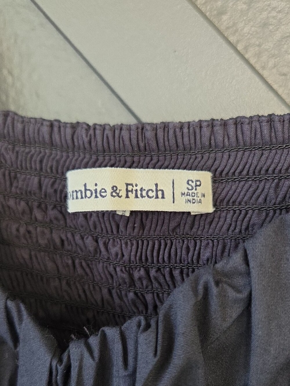 {Abercrombie & Fitch} Ruffle Sleeve Tiered Poplin Midi/Maxi Dress - Picture 10 of 16